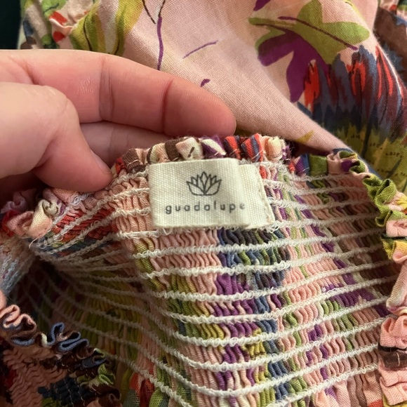 Guadalupe Momposina Raven Peach Dress off-the-shoulder - Picture 11 of 16